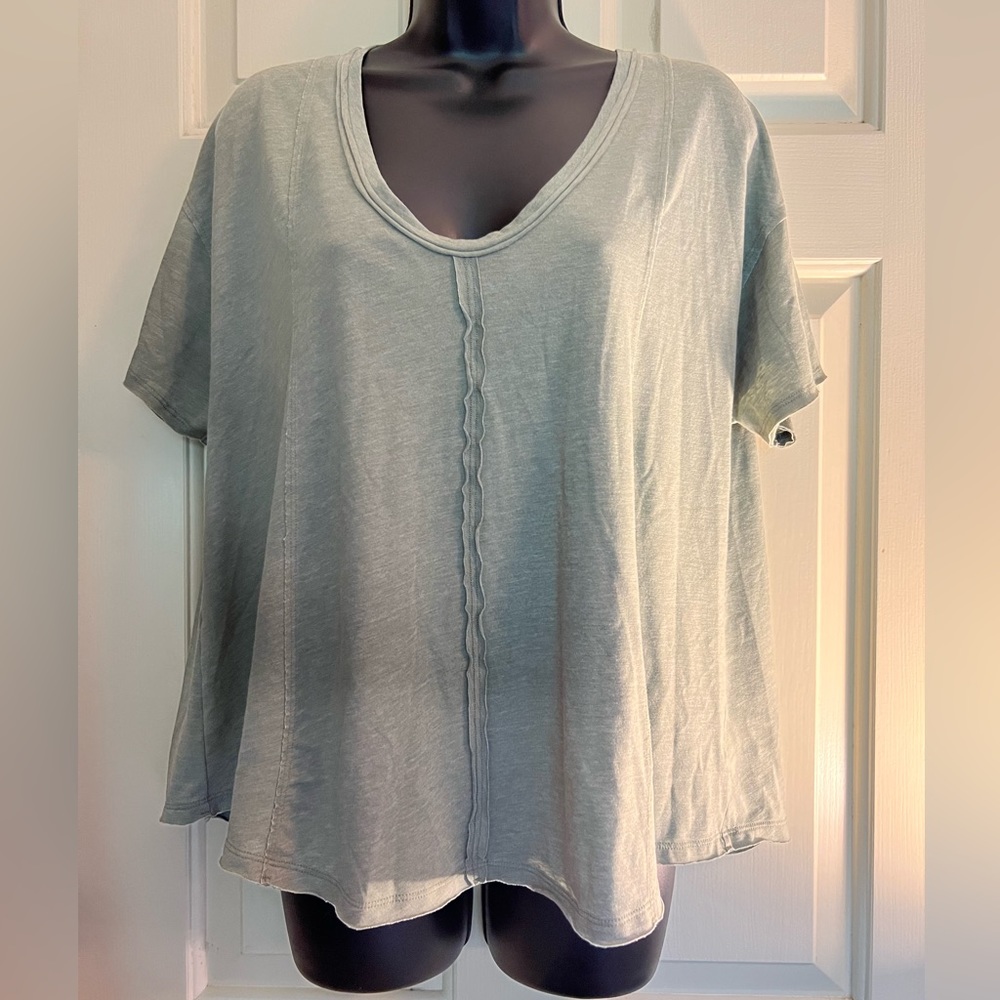 NWT American Eagle t shirt